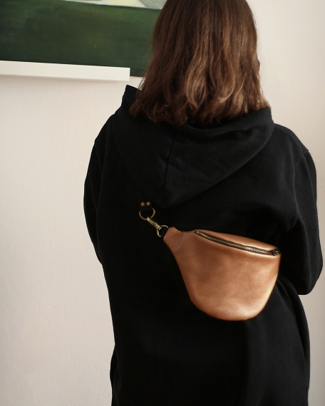 VINTAGE LEATHER NATALKA