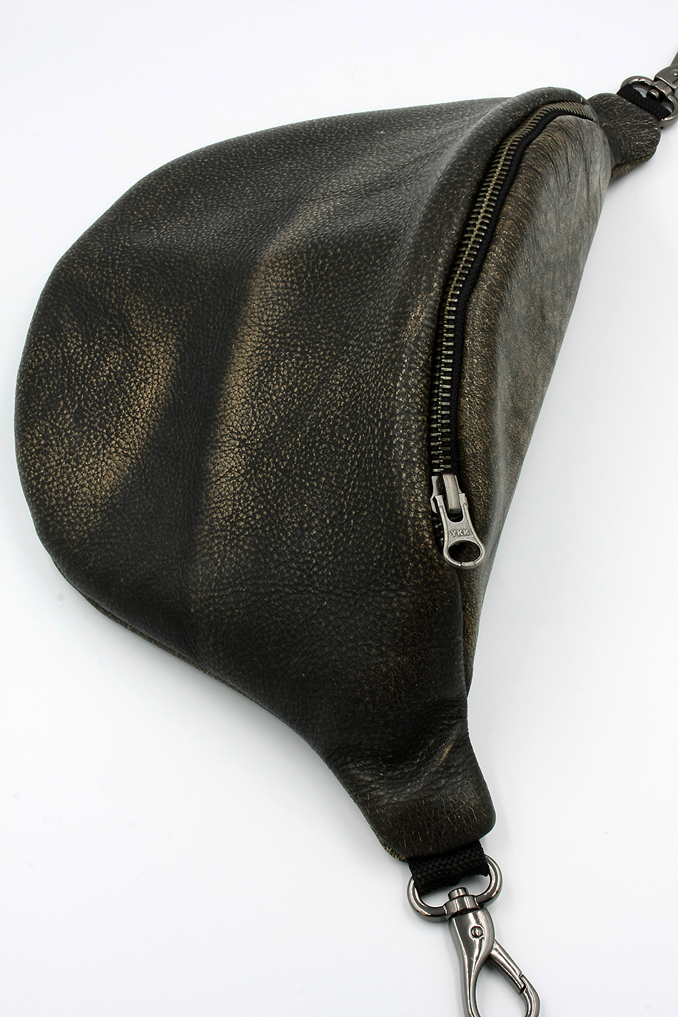 nerka rec tired leather detal