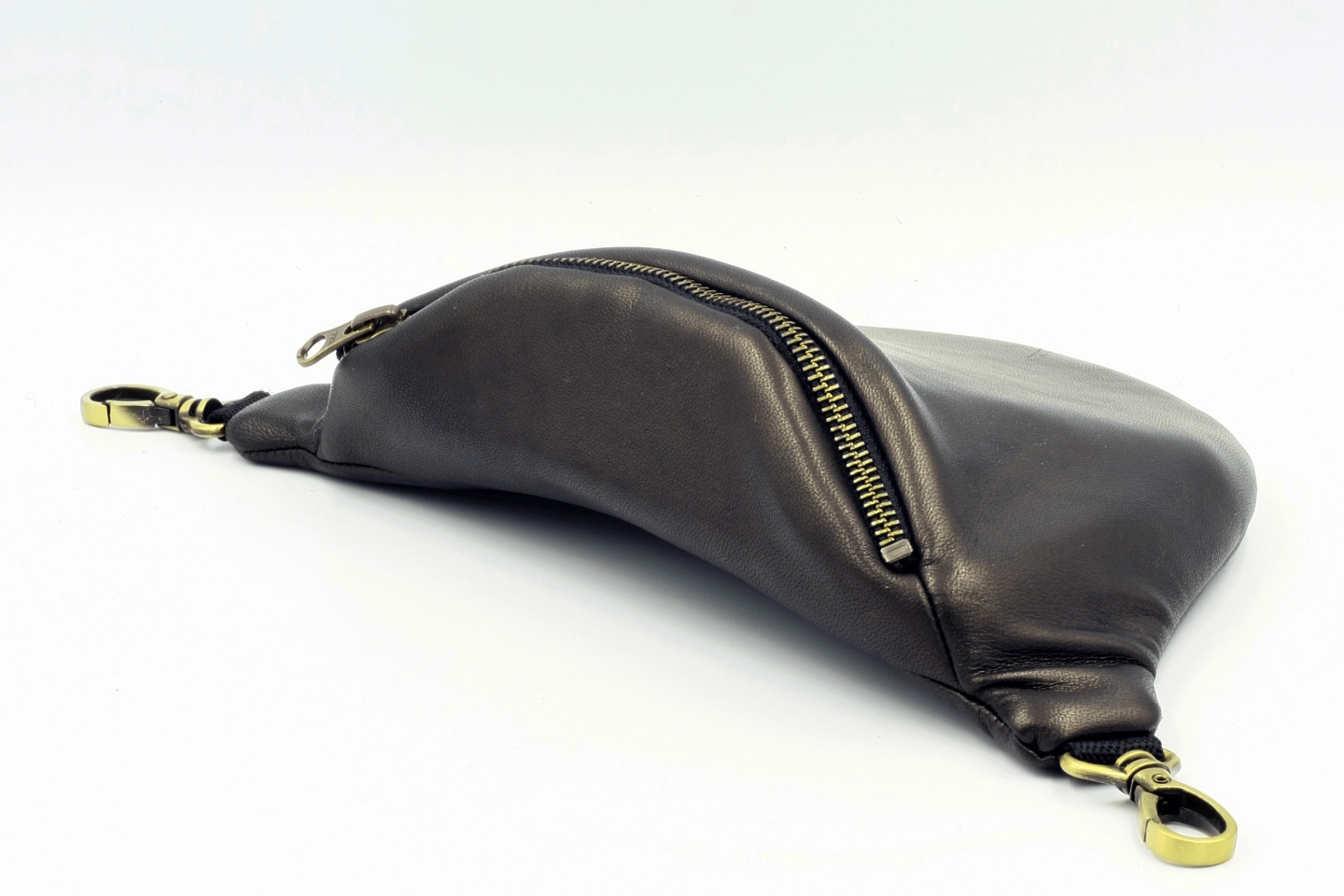 Leather Black khaki detal 1