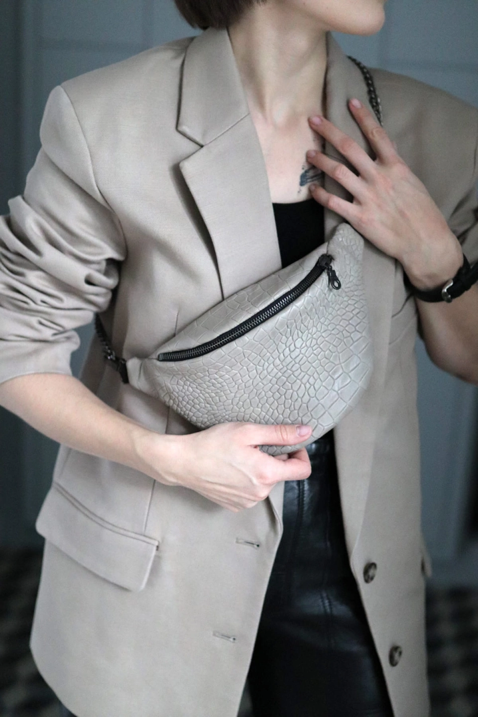 croco grey IMG_9196.jpg