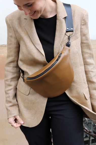 sable brown leather jag2.jpg