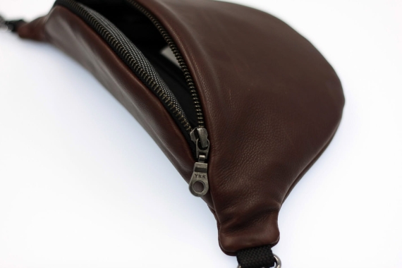 nerka-leather brownie brown detal.jpg