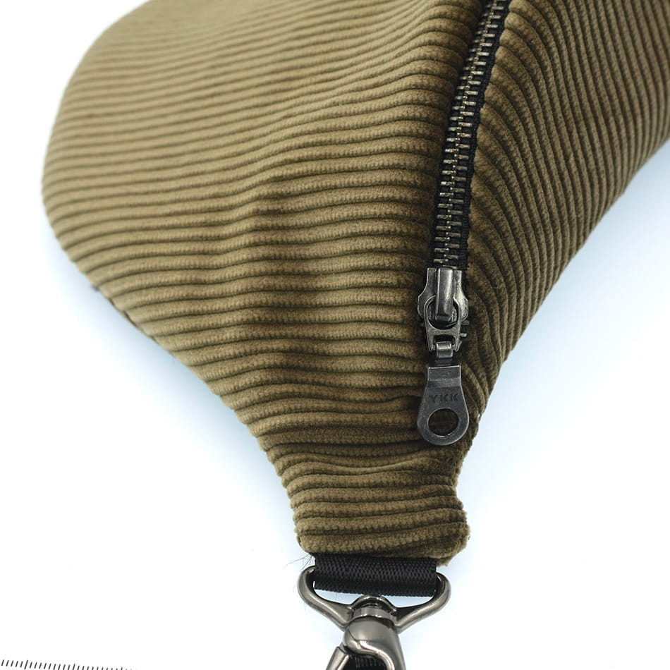 nerka corduroy hunter green detal.jpg