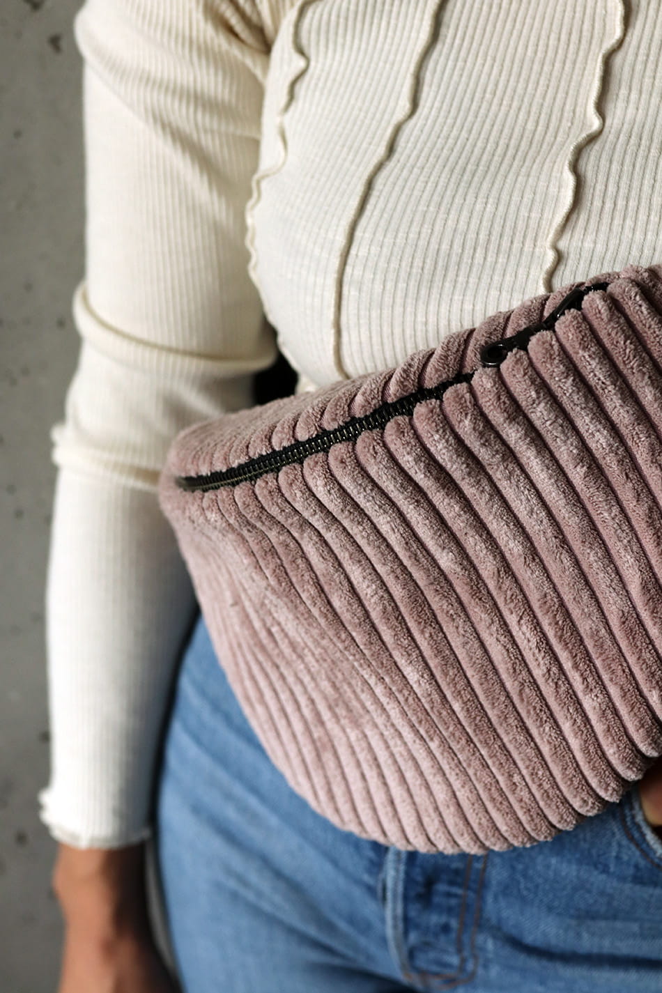 Corduroy Mushroom Rose jaga 5.jpg