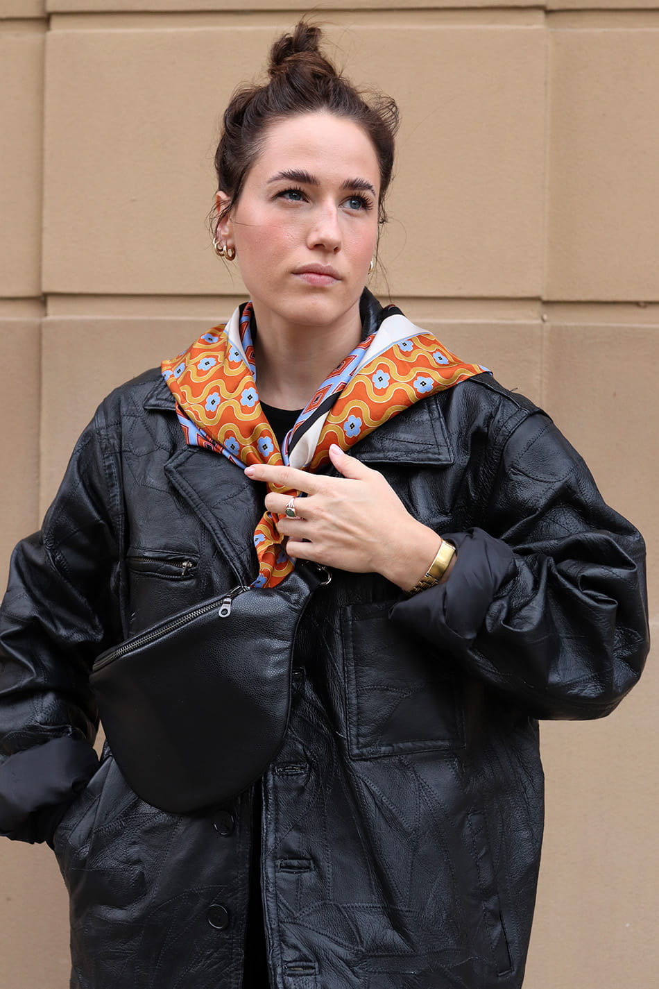 Leather Crumpet Black jaga.jpg
