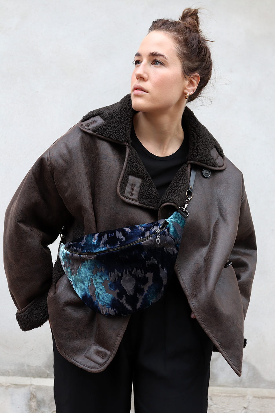 Velvet Tapestry Blues jaga 2.jpg