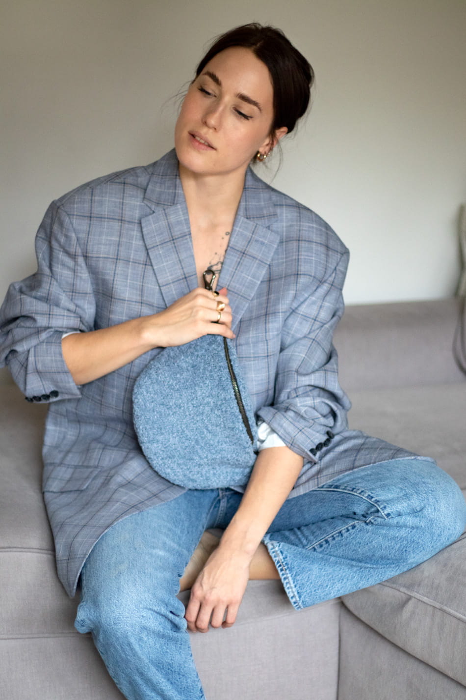 boukle blue 3.jpg