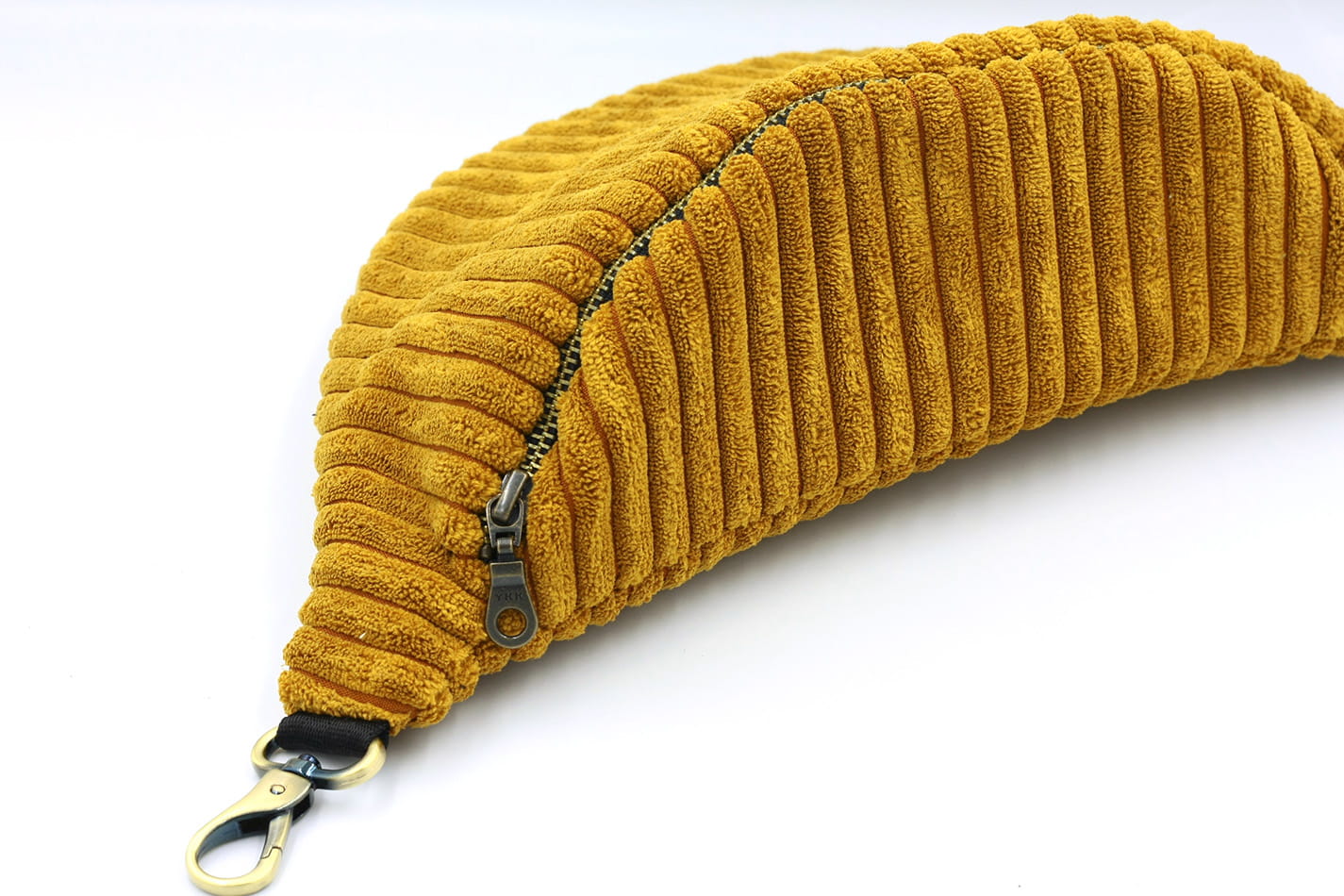 Corduroy cumin detal.jpg