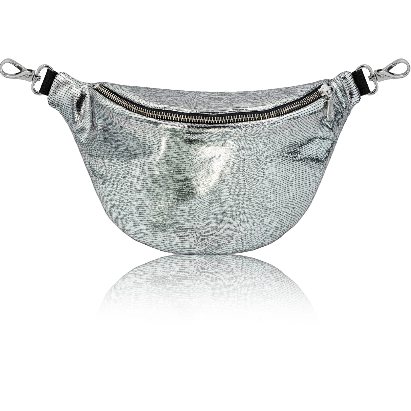 leather Discothèque silver 1.jpg