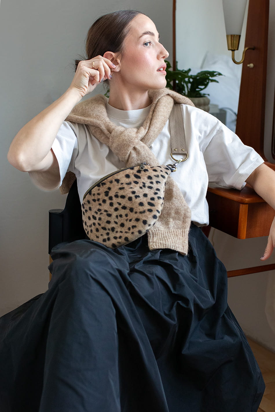 pasek ciemny beż.webp