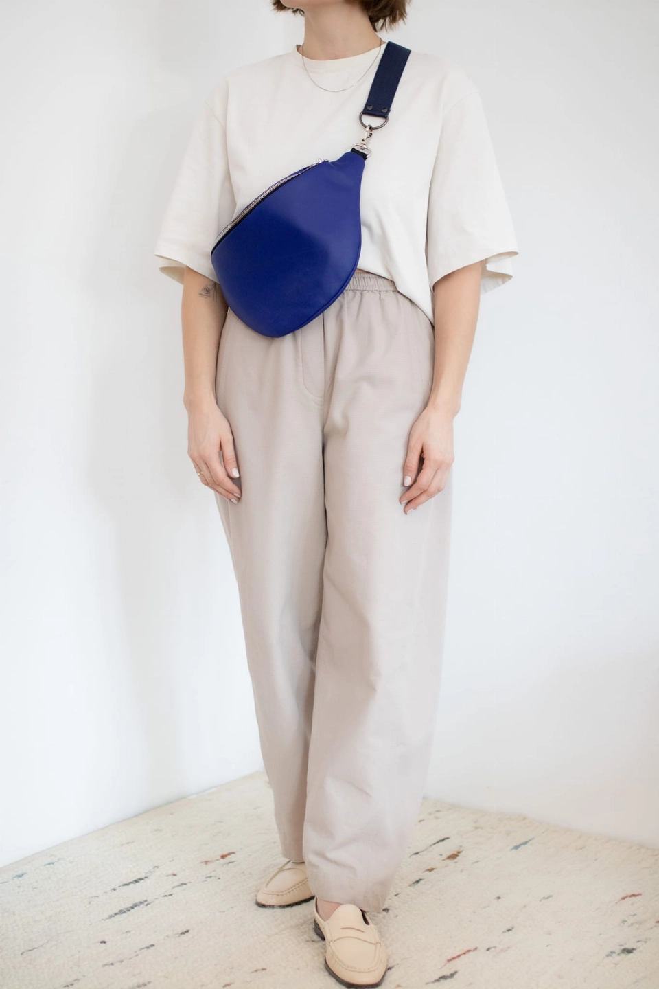 True Blue - nerka maxi na pasku granatowym 40 mm