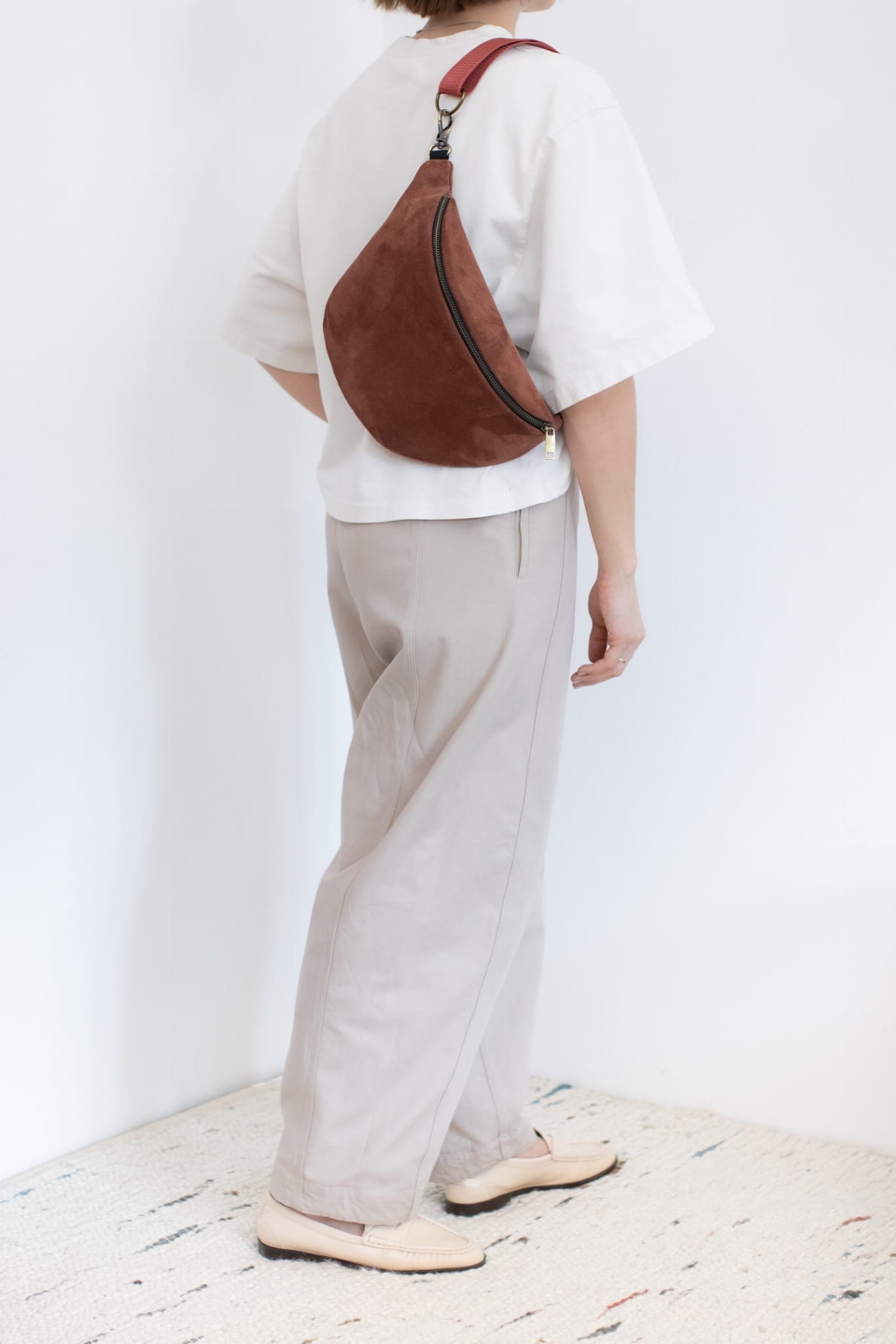 Rose Wood - nerka maxi na ramieniu