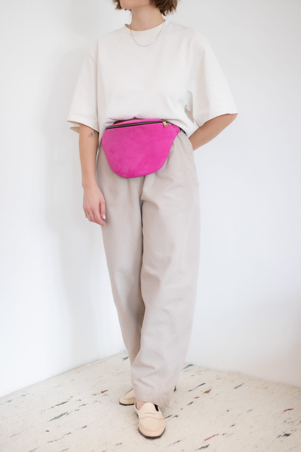 Superpink - nerka midi Anacomito biodra.jpg