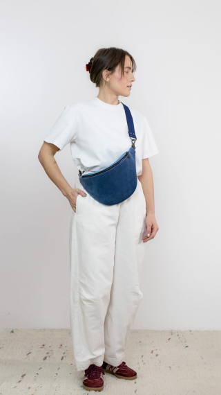 aksamitna jeans modelka przód 1.jpg