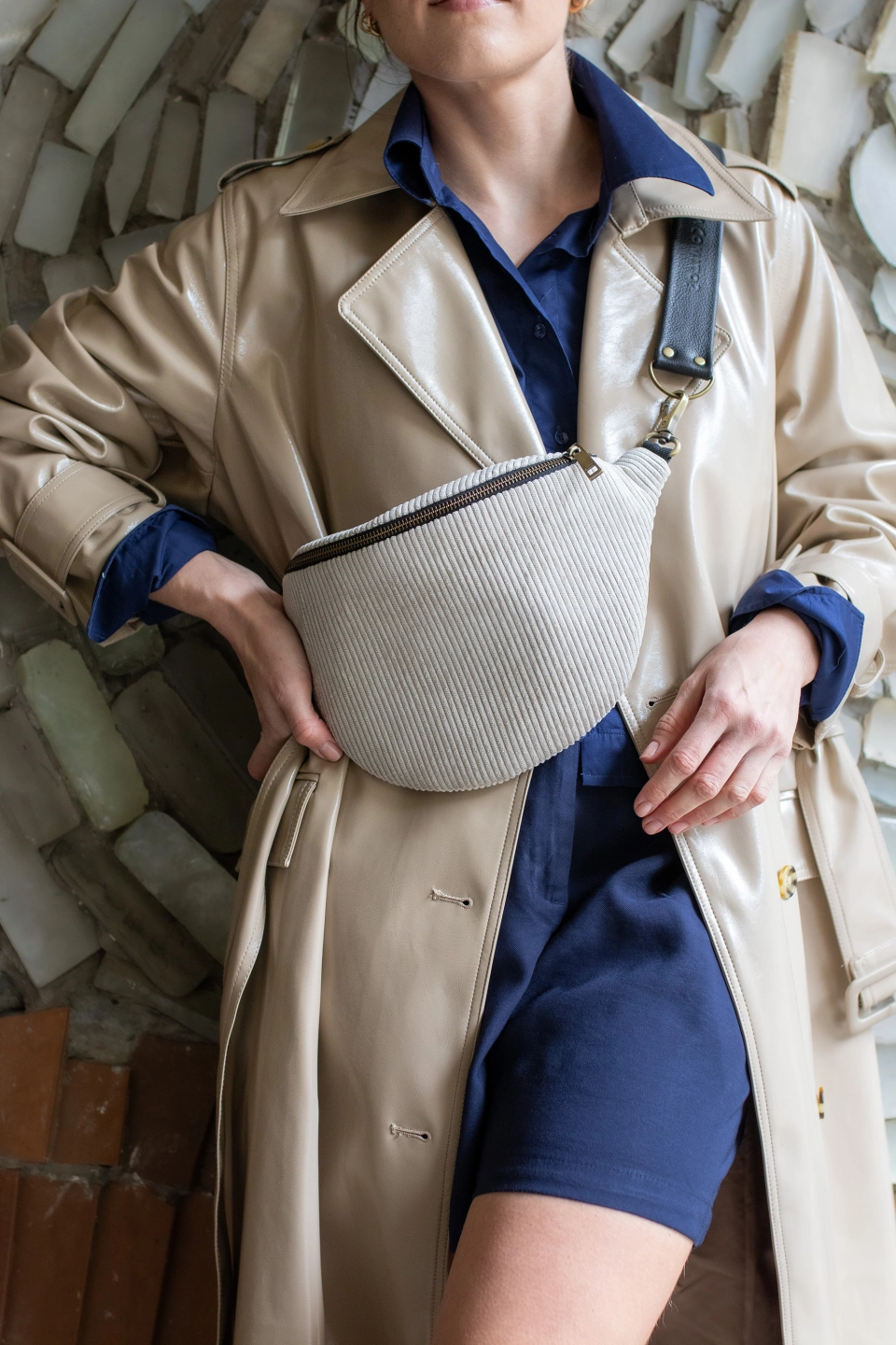 Anacomito nerka sztruksowa Pelican Beige midi 3.jpg
