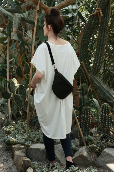 427-wax-black-maxi-2