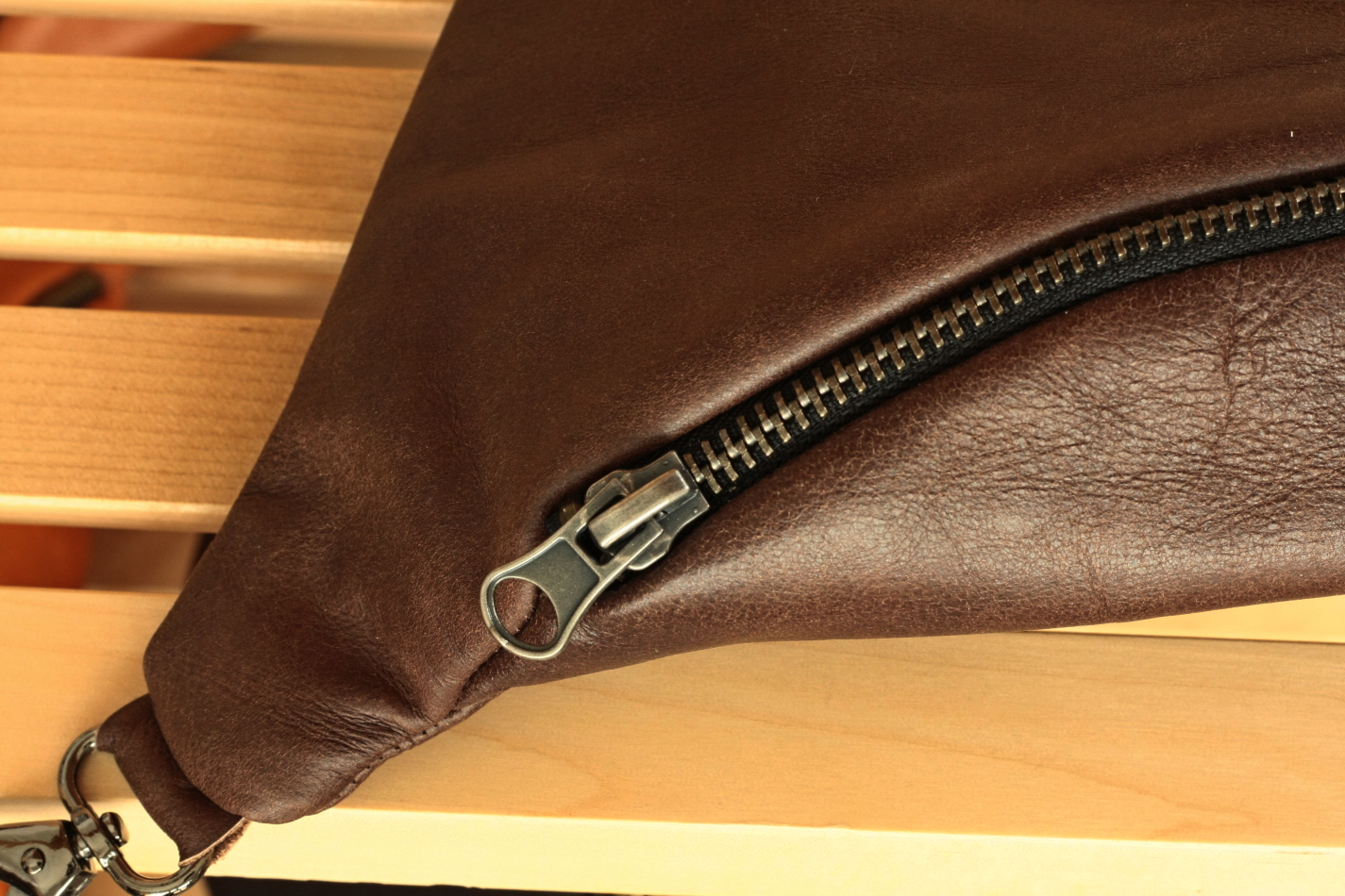 Leather-Nubuk-standard-detal