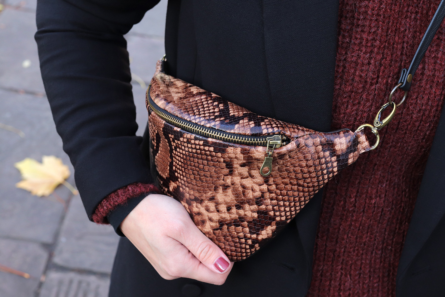Snake`s Skin elegancka nerka skórzana Anacomito